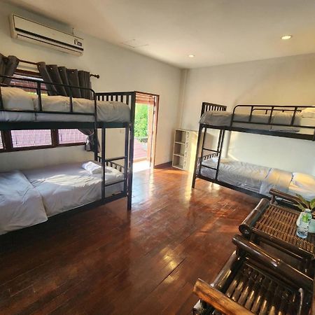 Blue Moon House - A Budget Hostel For Easy Travellers Chiang Mai Exterior foto